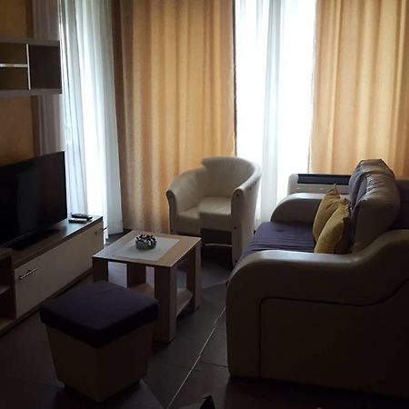 Apartman Centar Lux บุดวา ภายนอก รูปภาพ