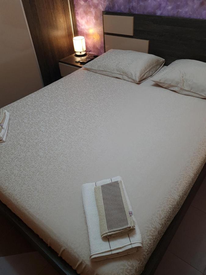 Apartman Centar Lux บุดวา ภายนอก รูปภาพ