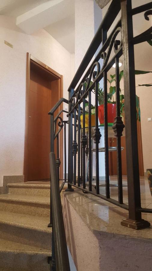 Apartman Centar Lux บุดวา ภายนอก รูปภาพ